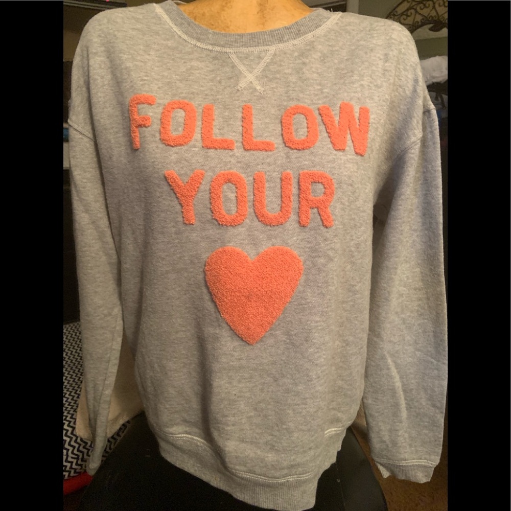 American Eagle sweatshirt